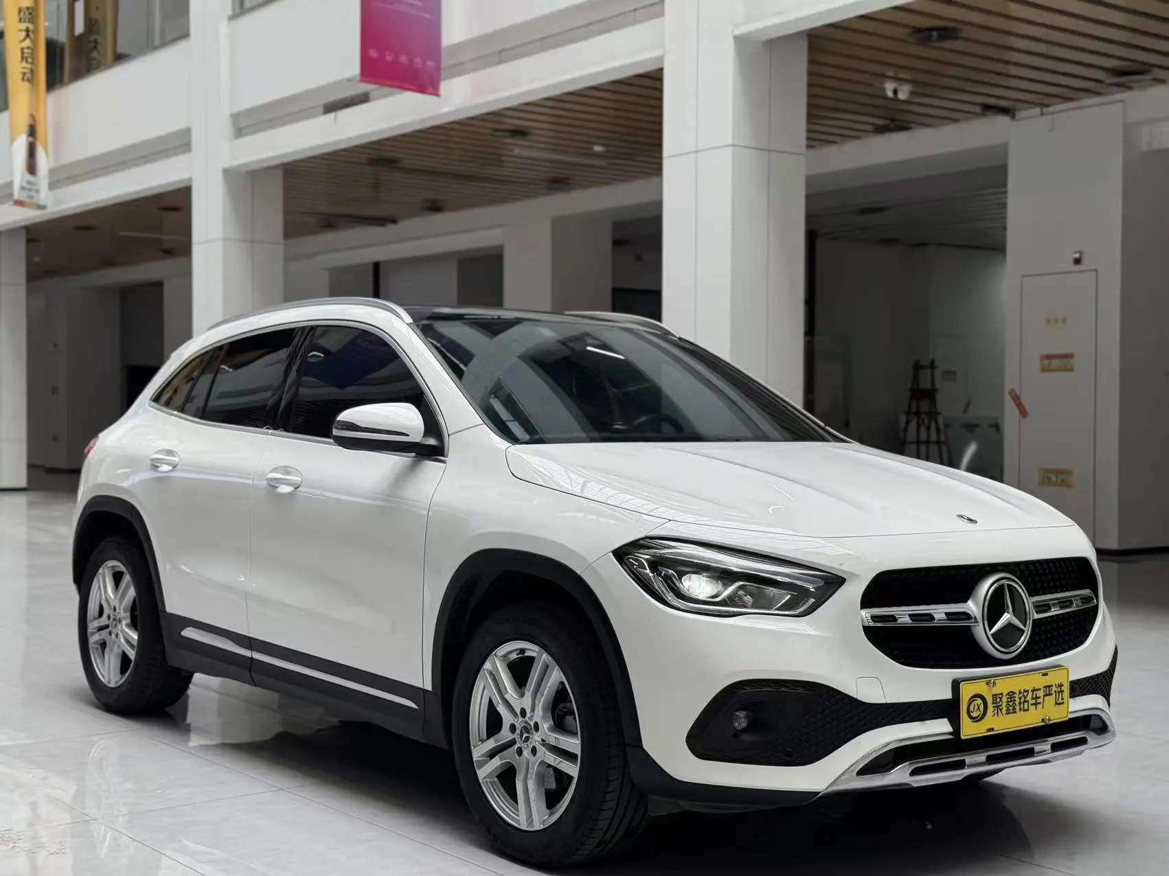 Mercedes-Benz GLA