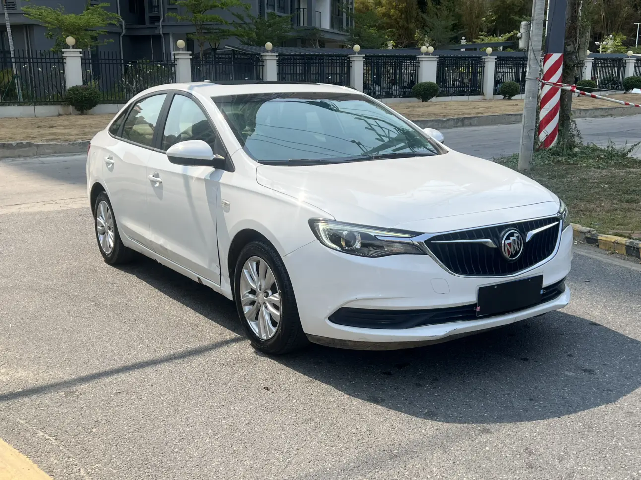 Buick Yinglang