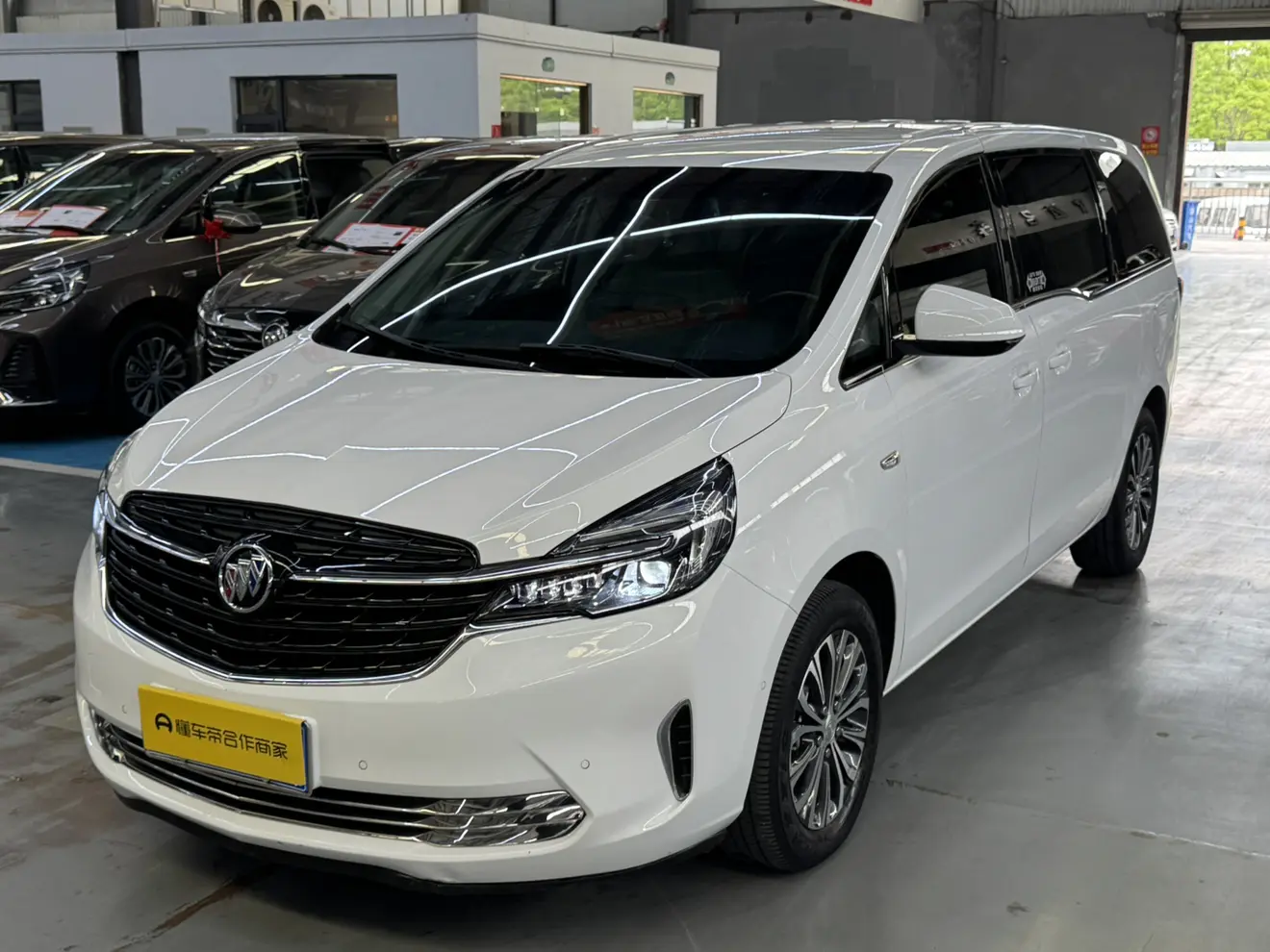 Buick GL8
