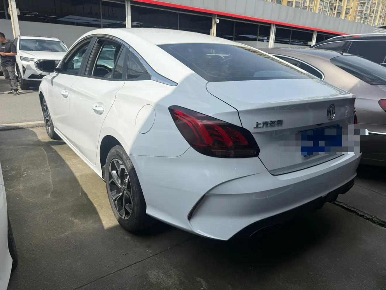 MG 5