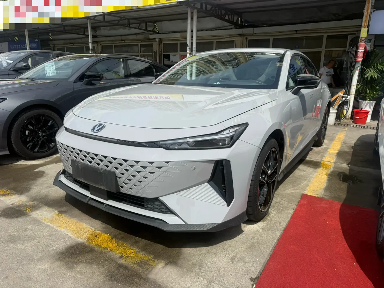 Changan UNI-V