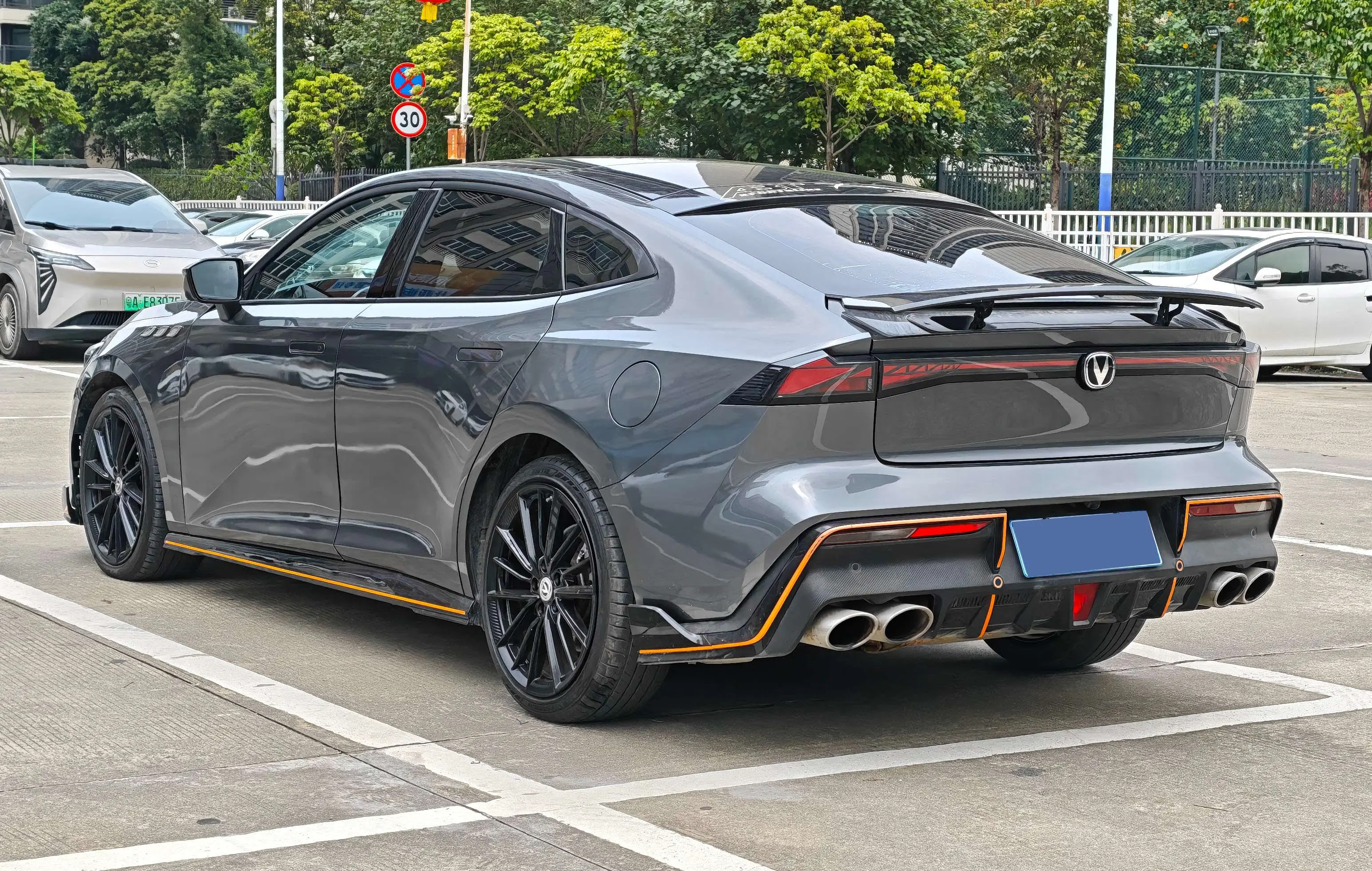 Changan  UNI-V