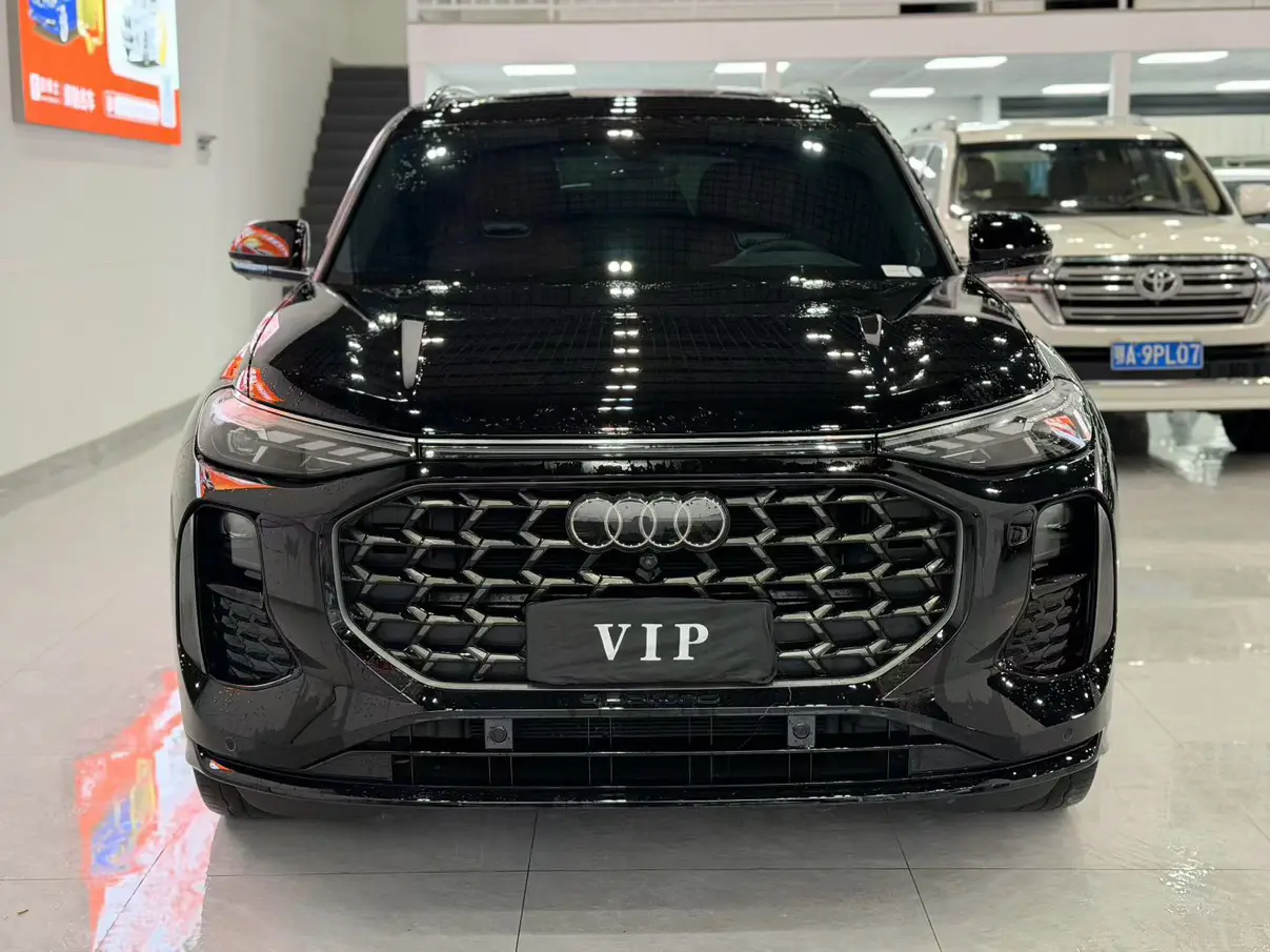 Audi Q6