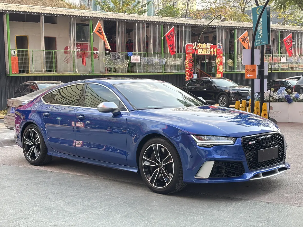 Audi S7