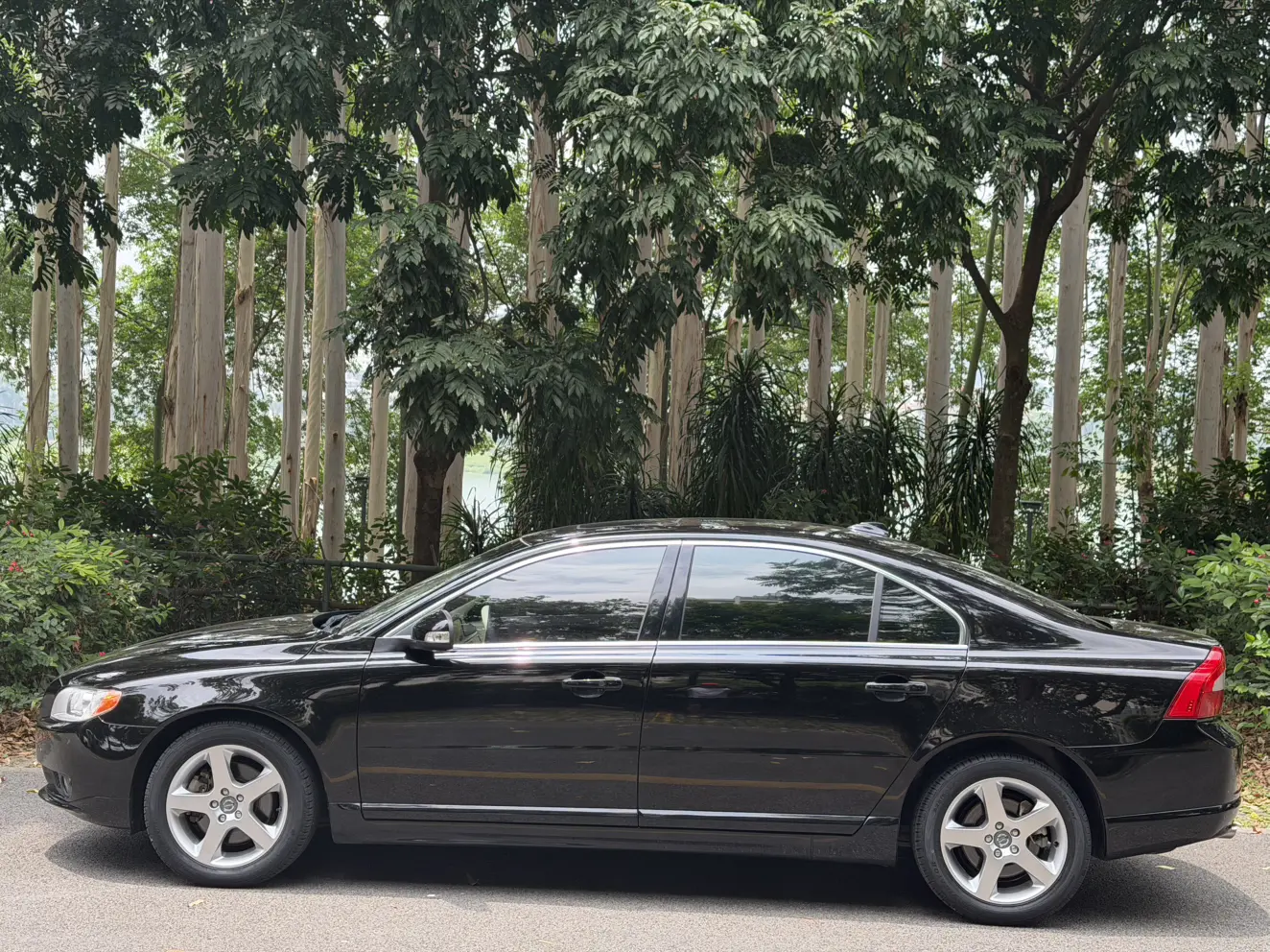 Volvo S80L