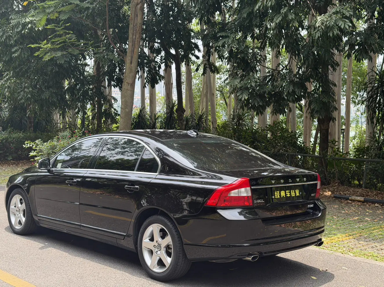 Volvo S80L