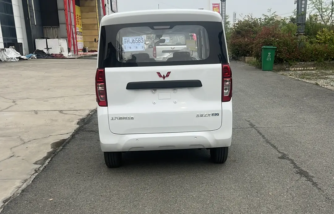 Wuling Zhiguang EV