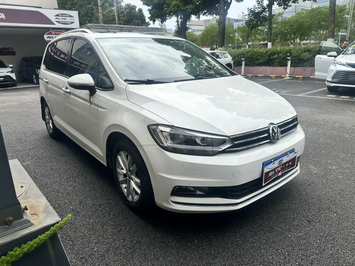 Volkswagen Touran L