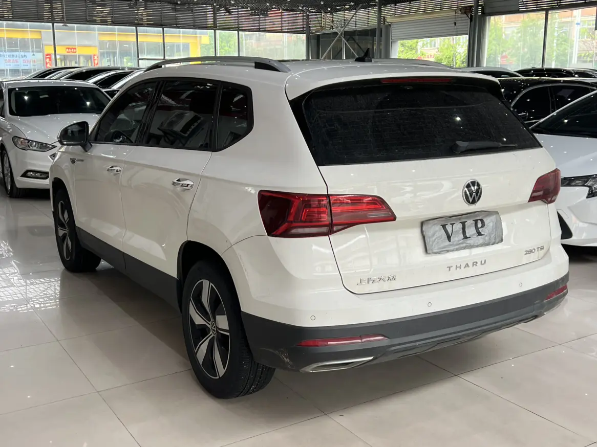 Volkswagen Tharu