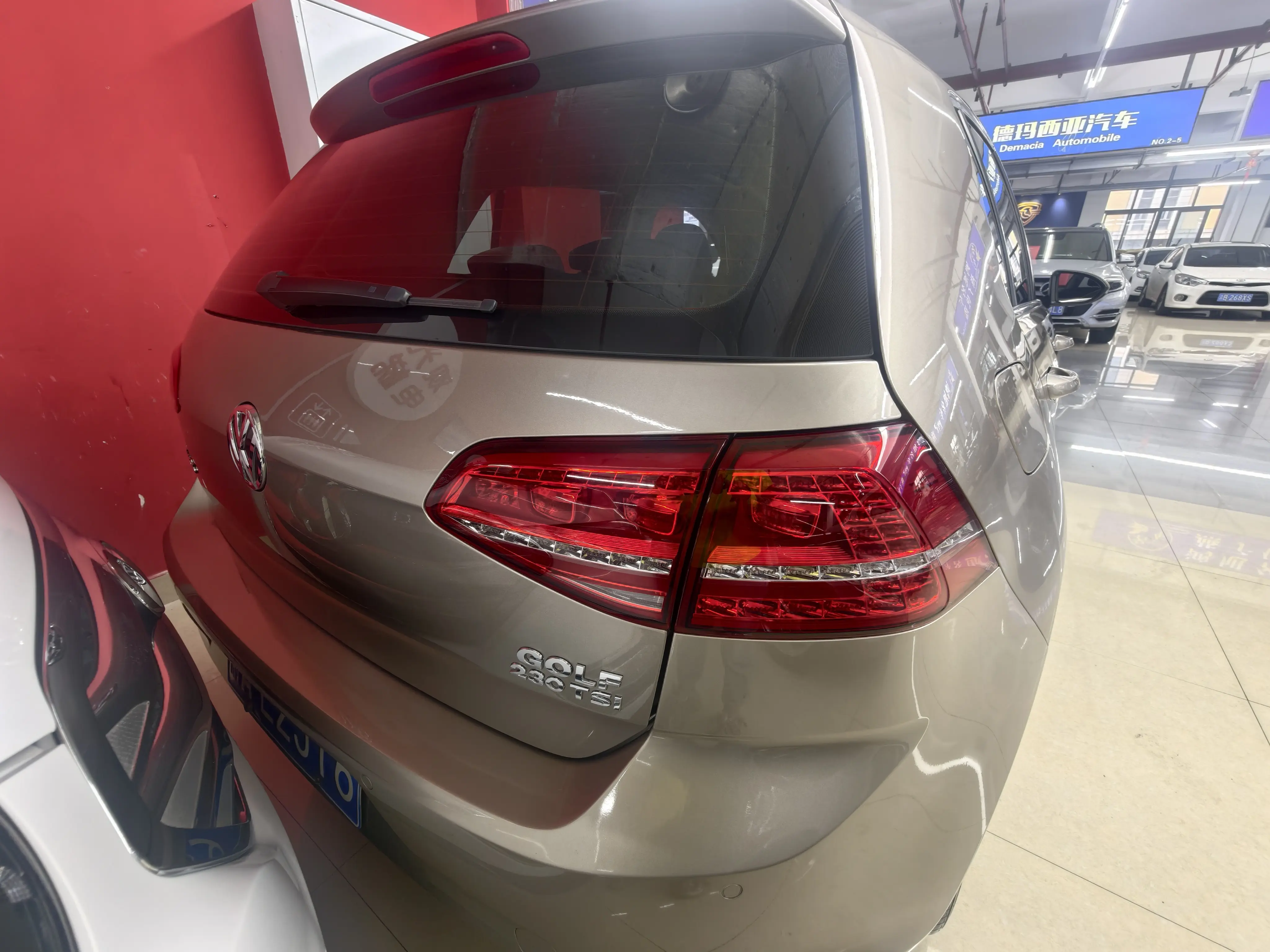 Volkswagen golf