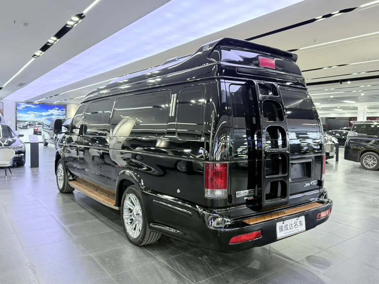 Ford E350