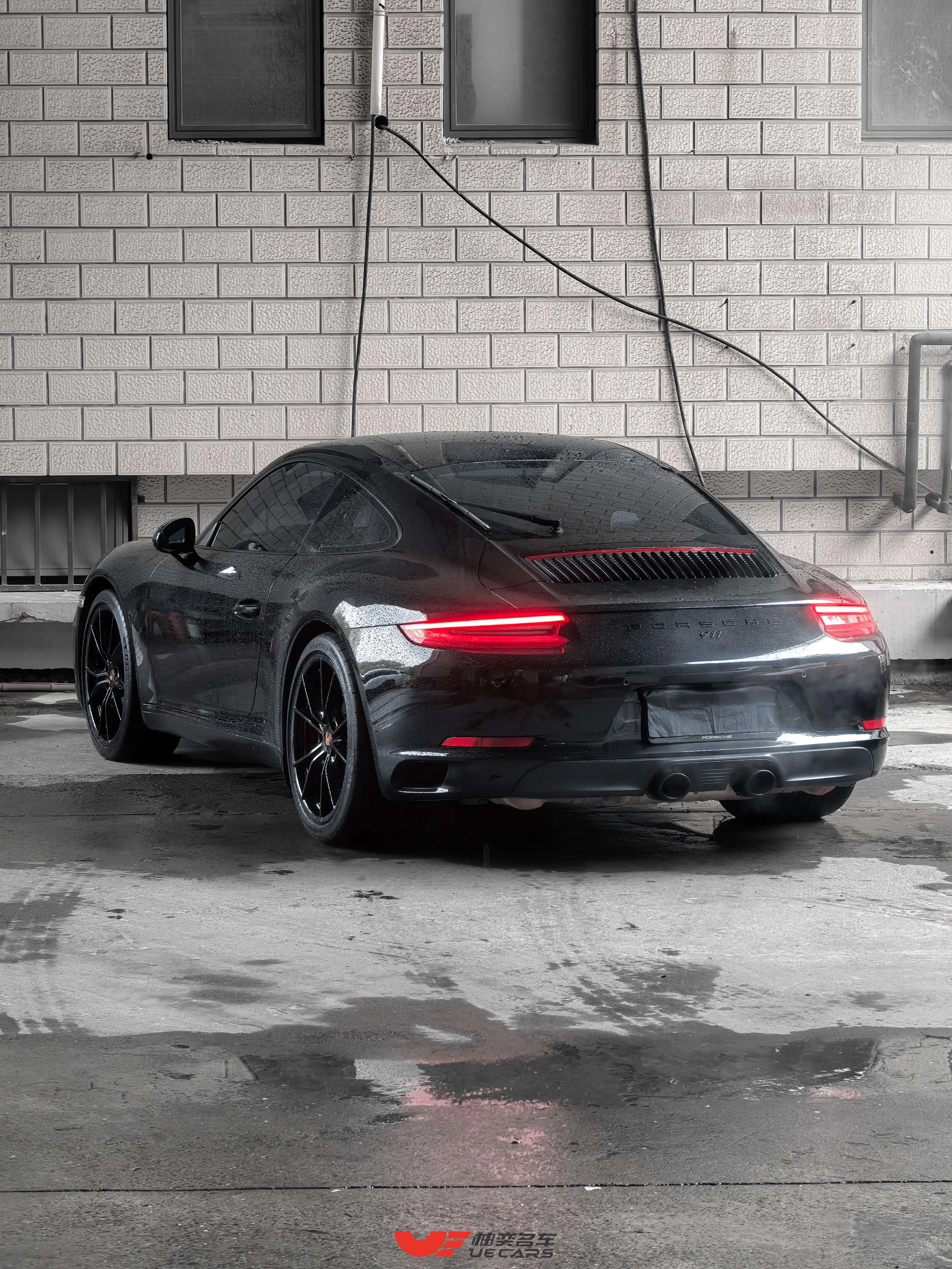 Porsche 911