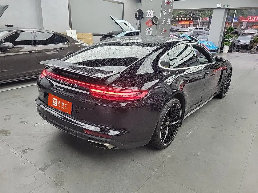 Porsche Panamera