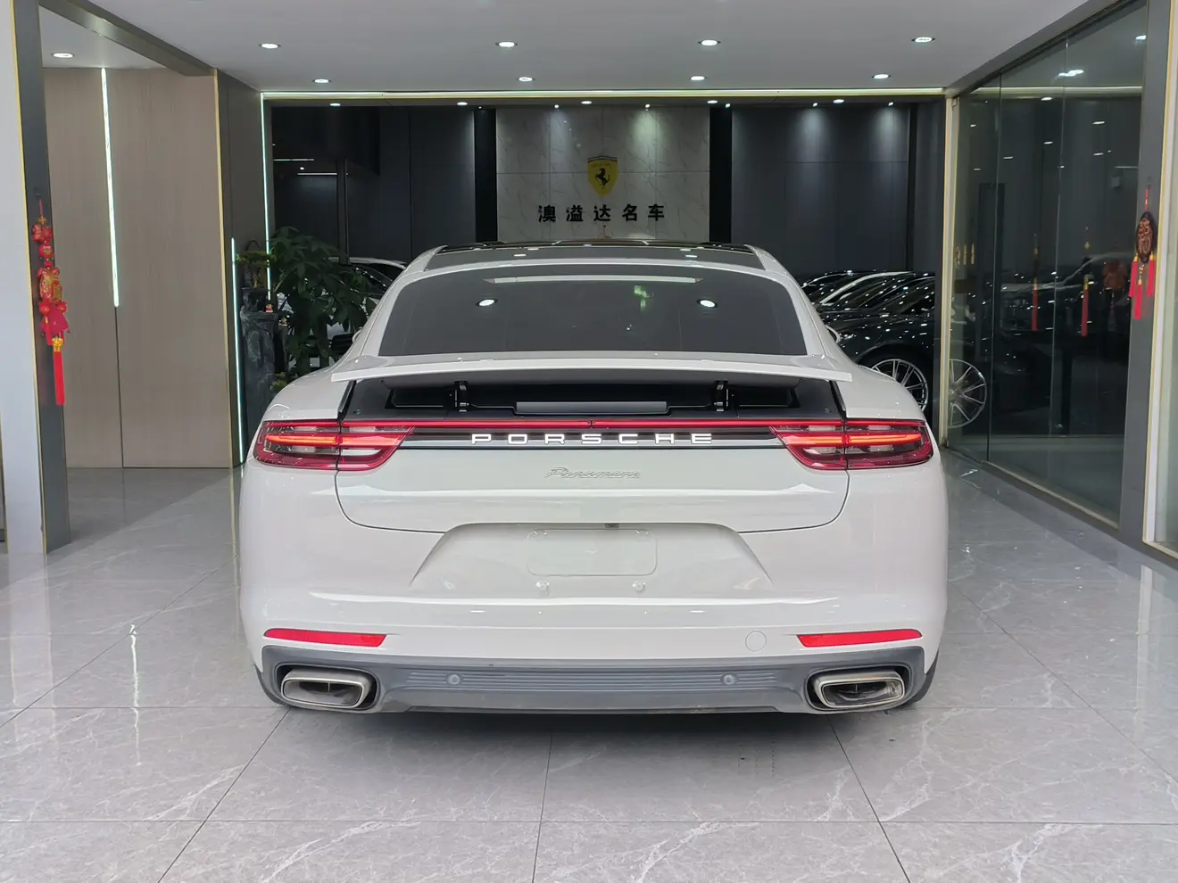 Porsche Panamera