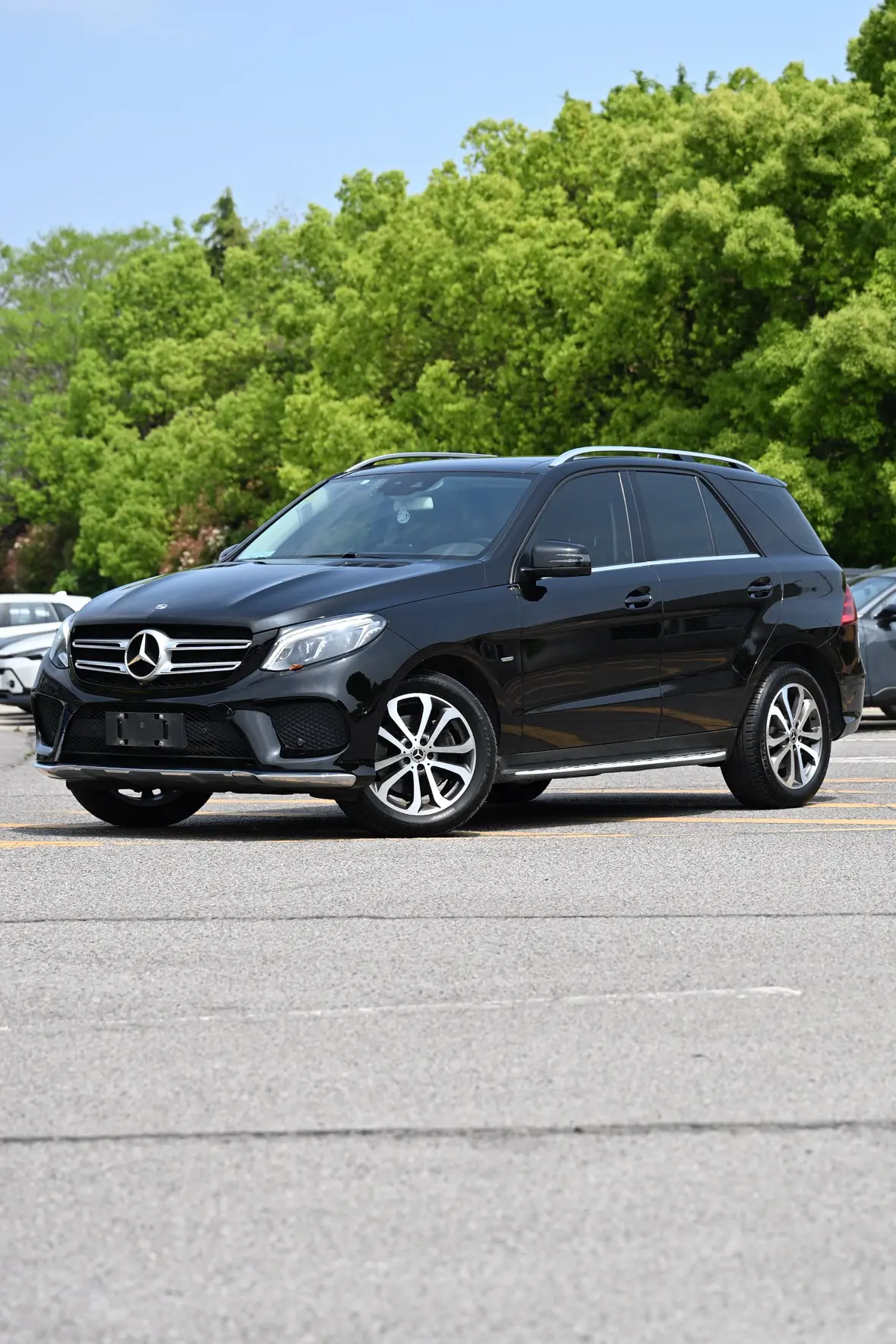 Mercedes-Benz GLE (Imported)