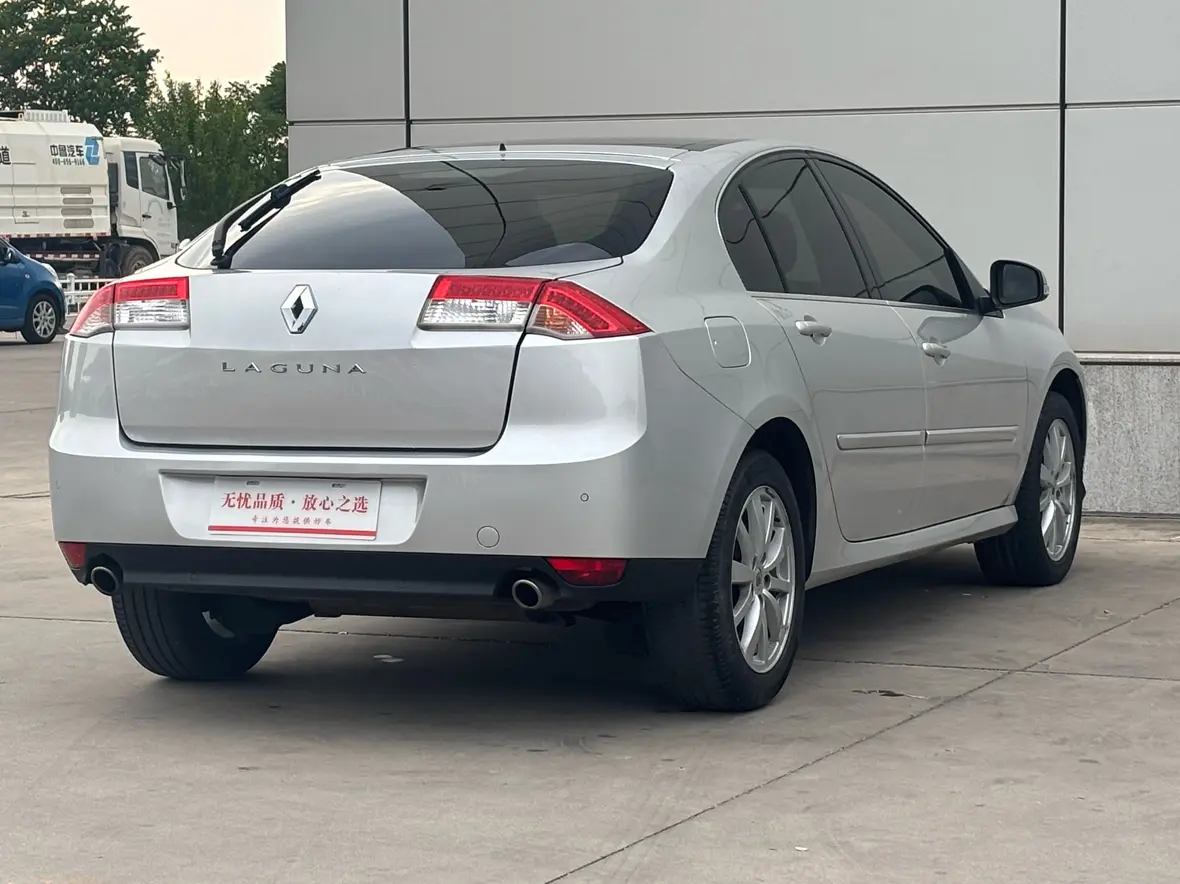 Renault Laguna