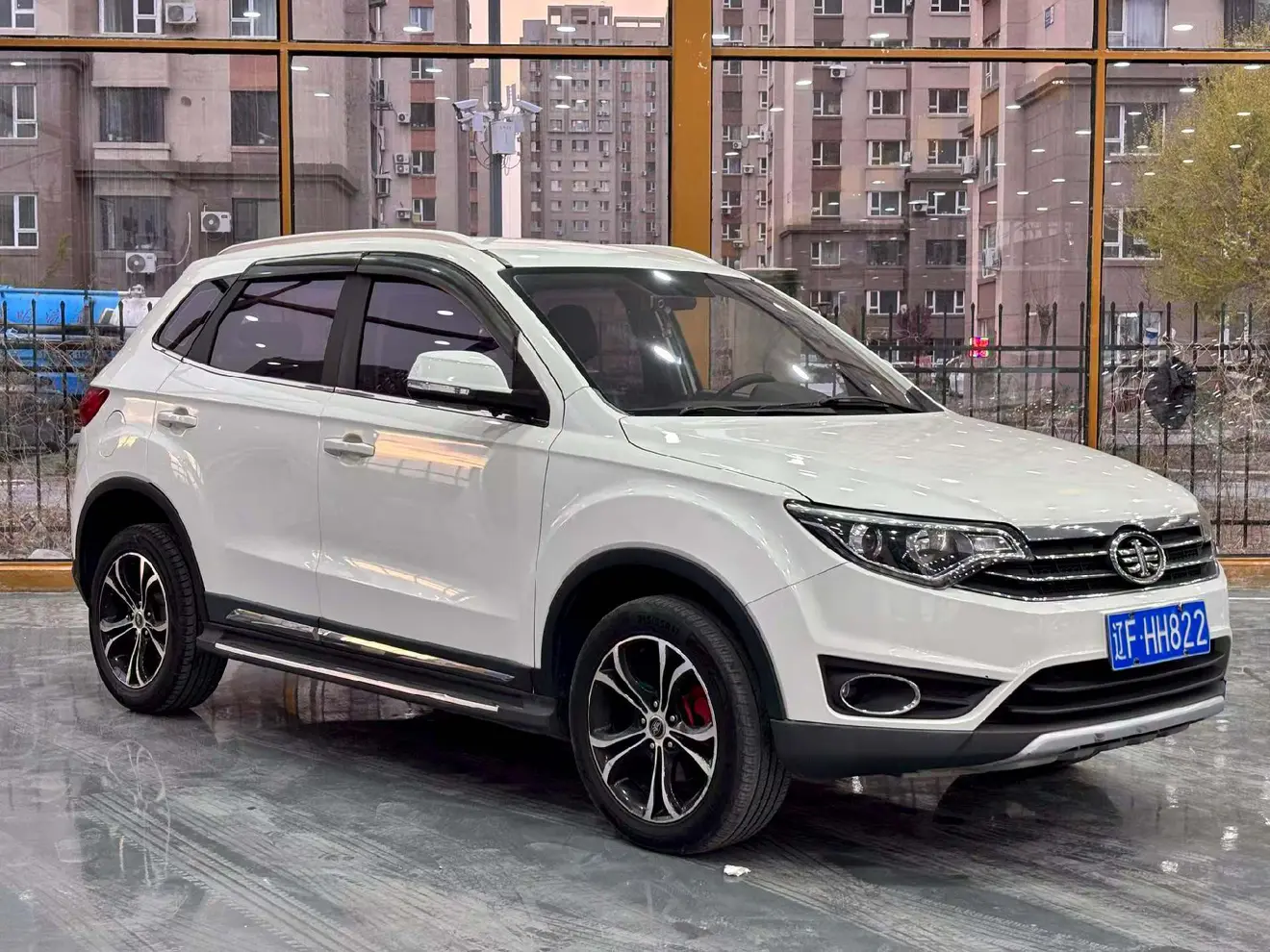 FAW Senya R7