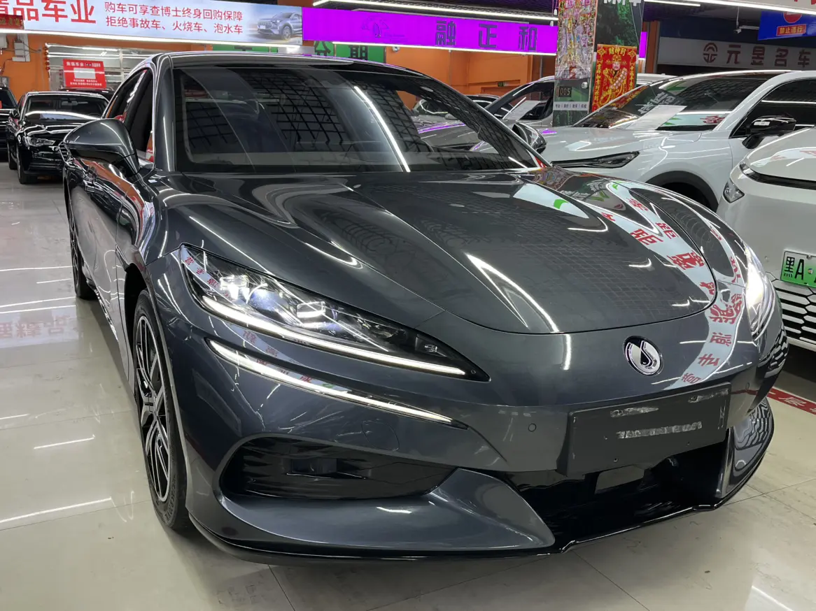 Denza BYD Z9 EV