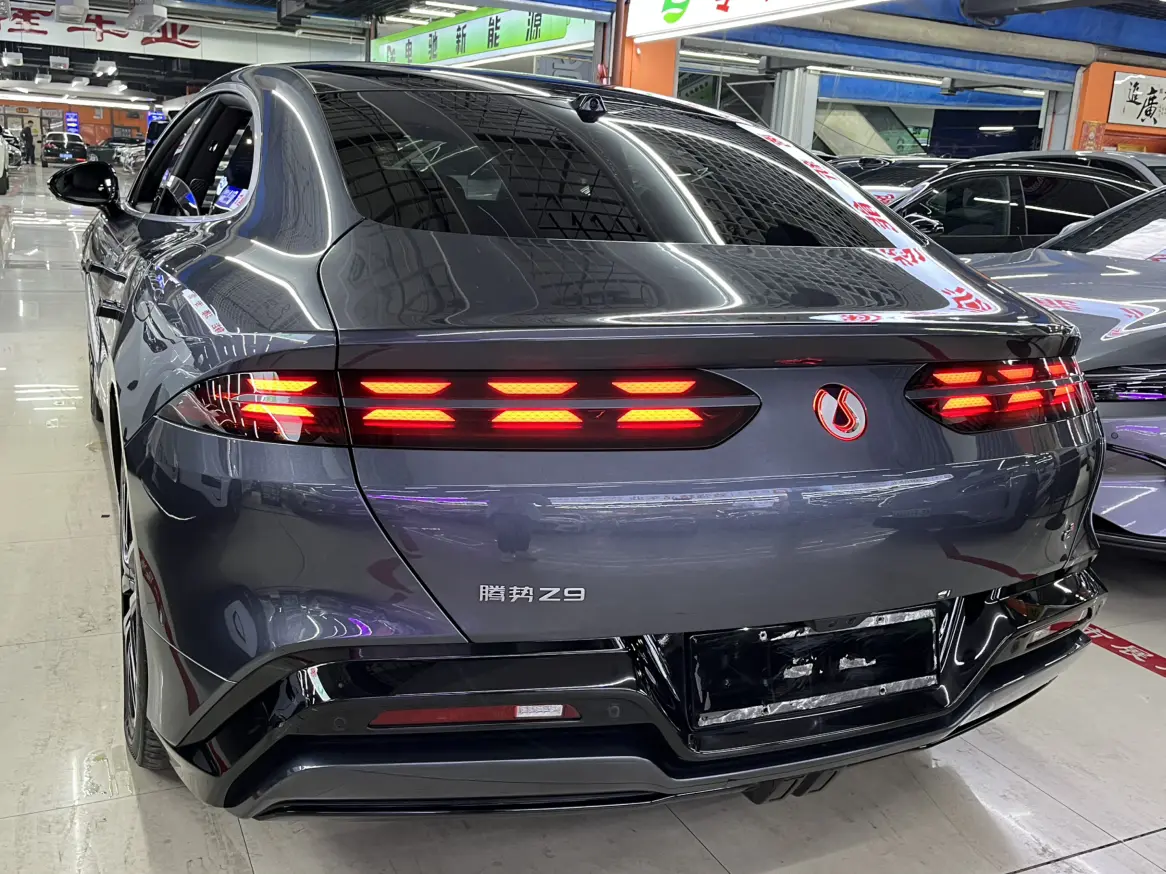 Denza BYD Z9 EV