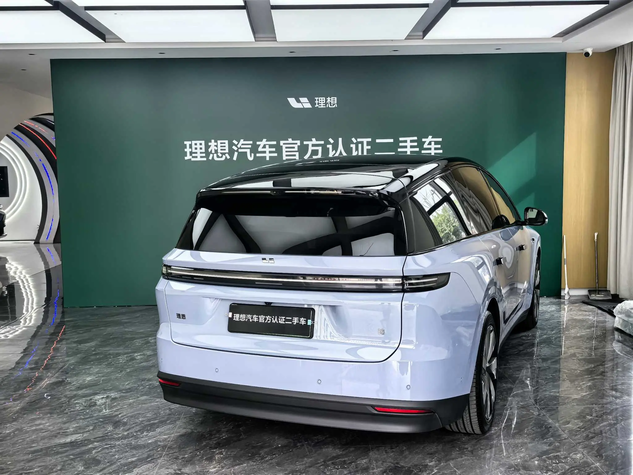 Li Ideal i8