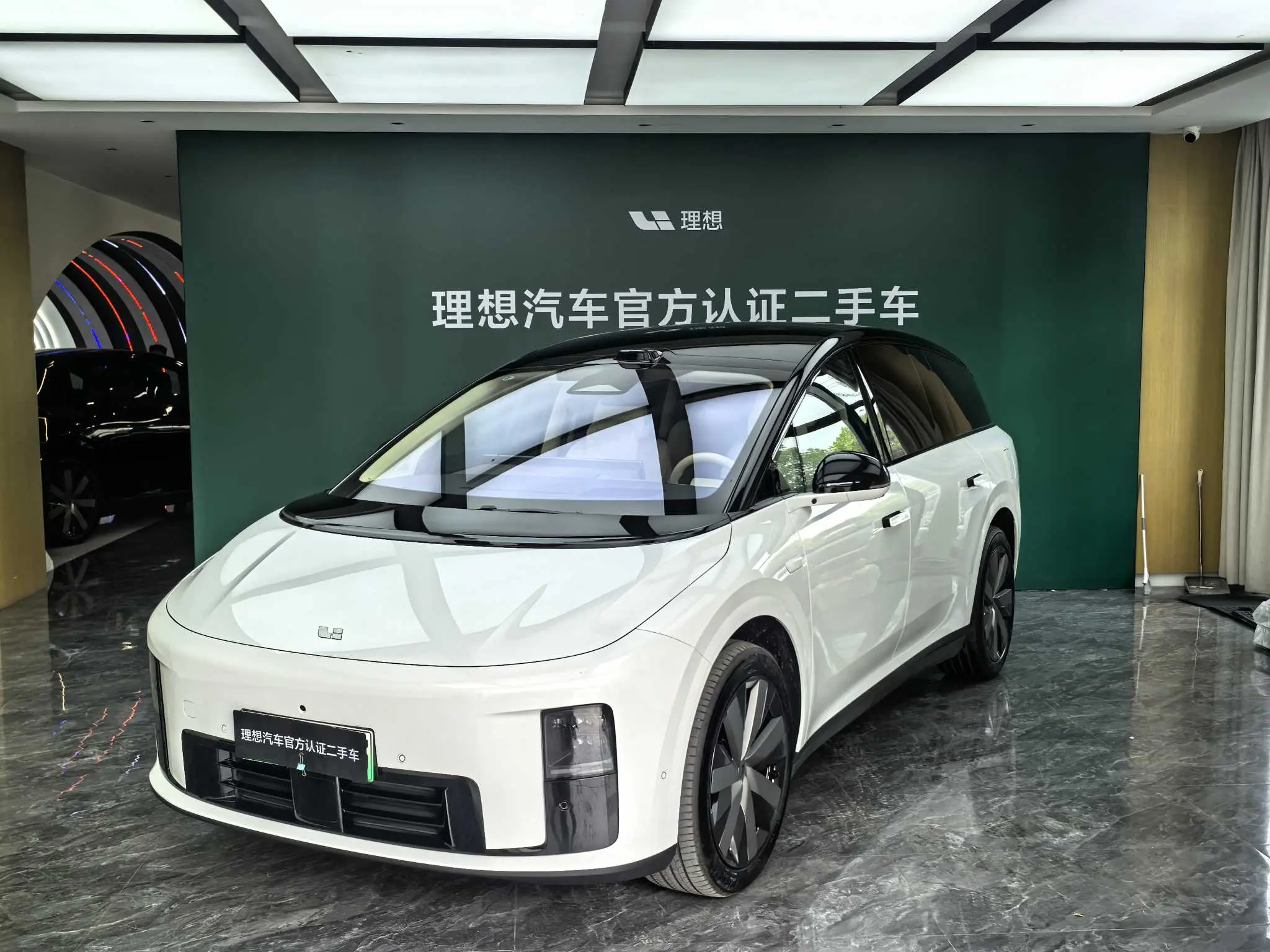 Li Ideal i8