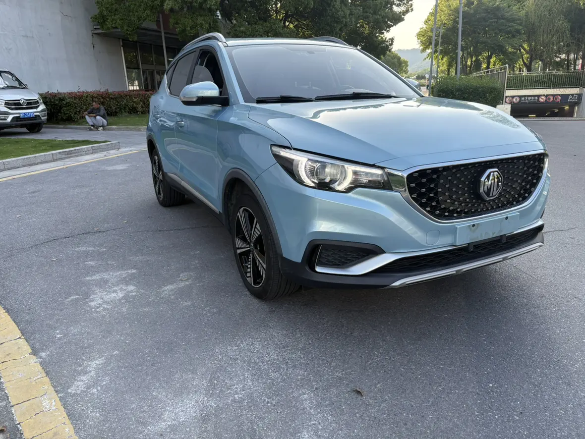 MG EZS pure electric