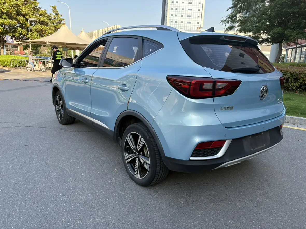 MG EZS pure electric