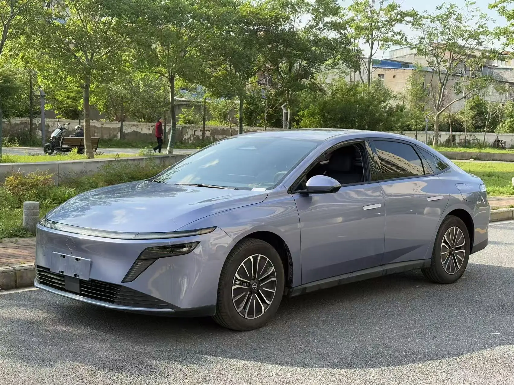 Nissan N6