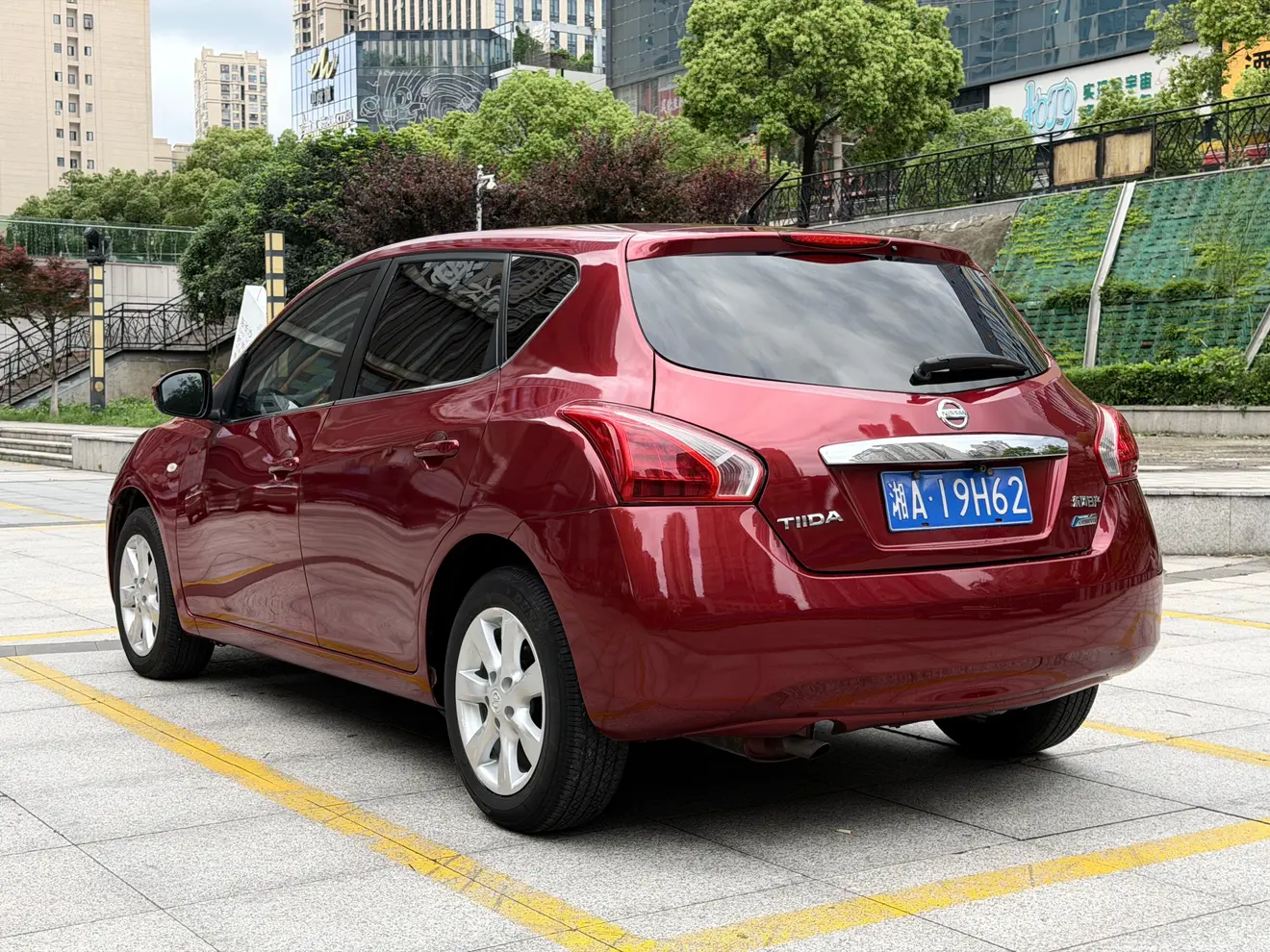 Nissan Tiida