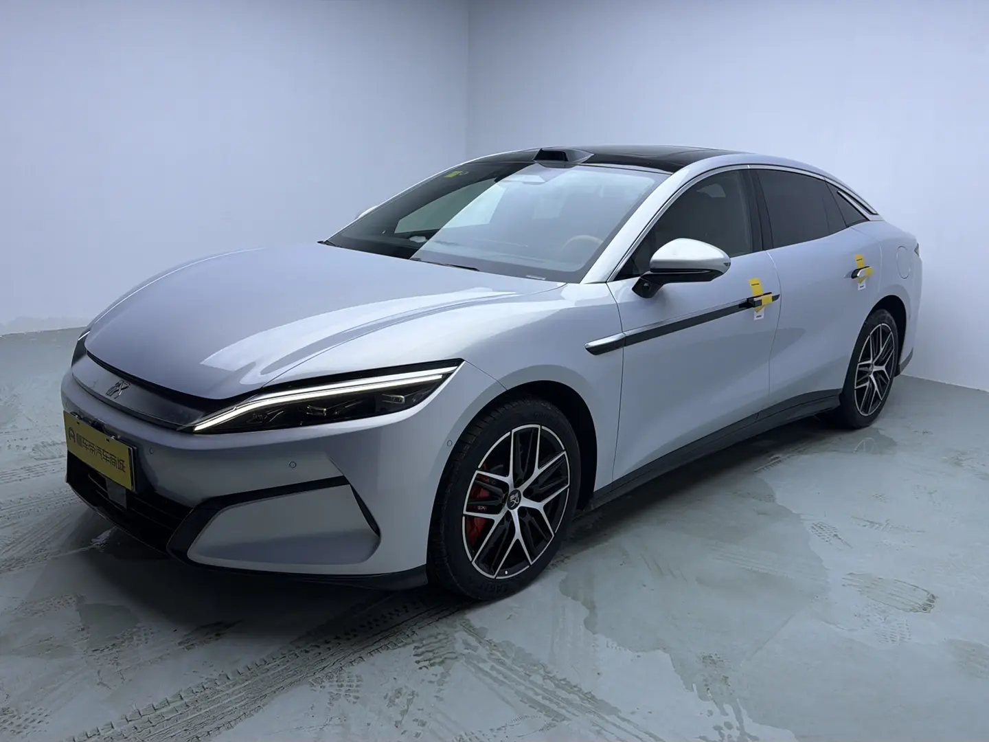 BYD Han L EV