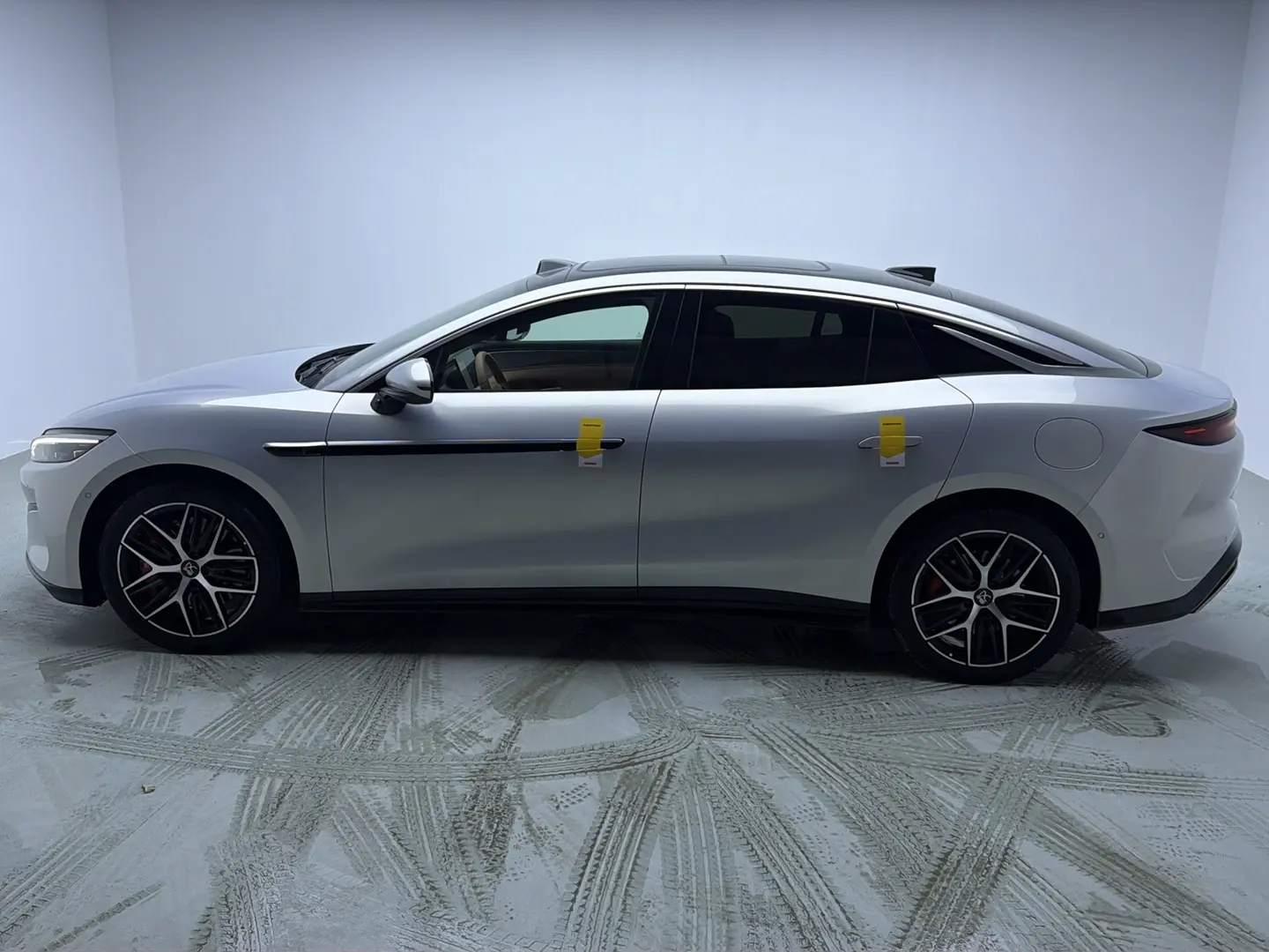 BYD Han L EV