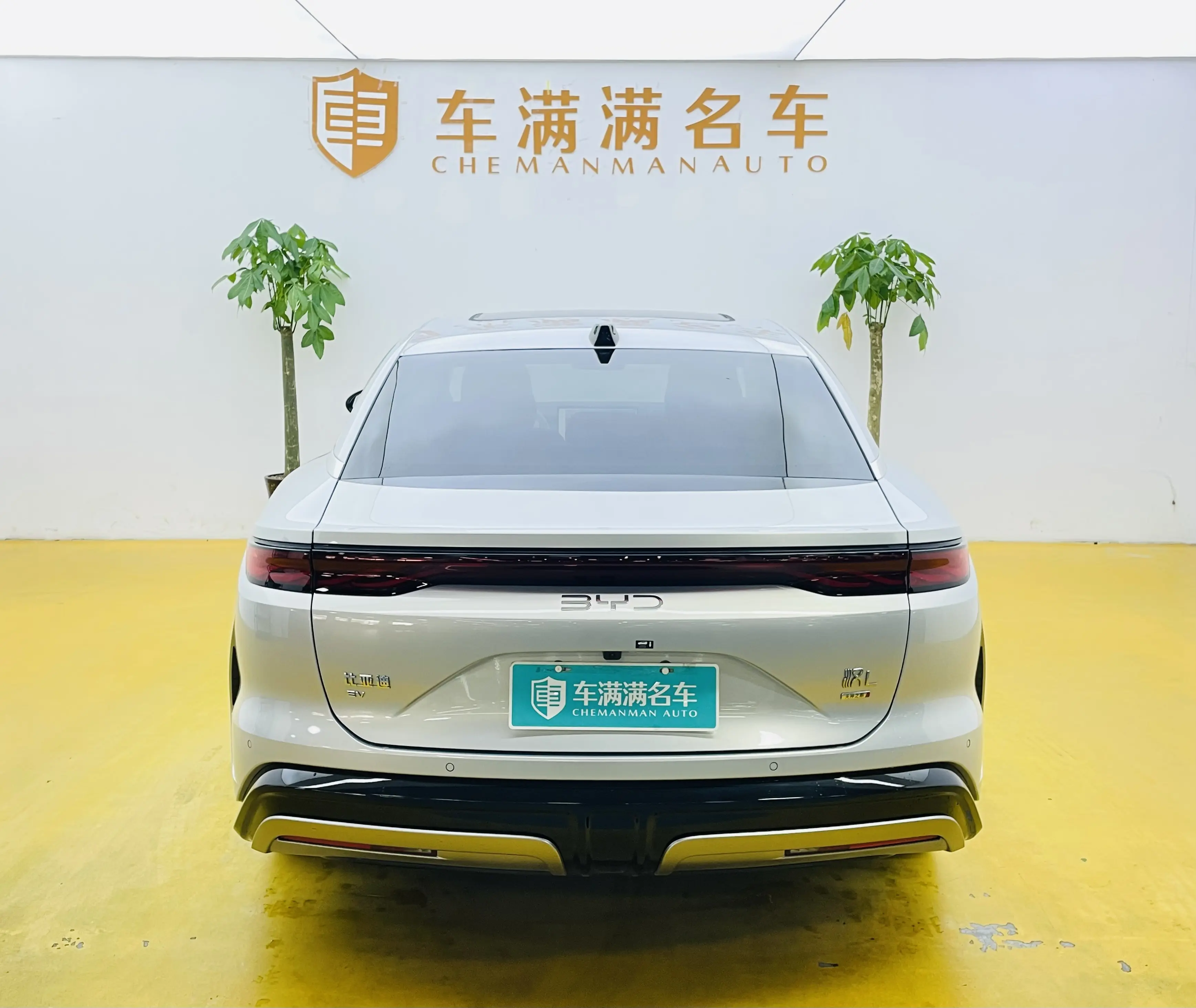 BYD Han L EV