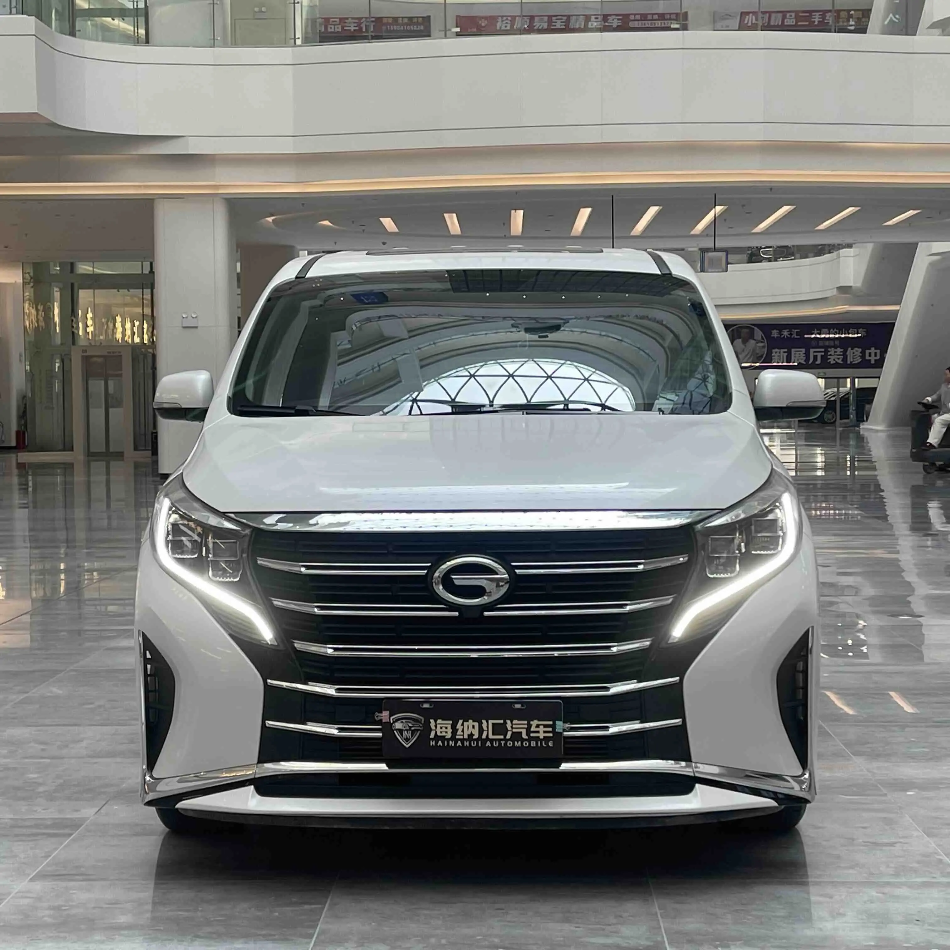 GAC Trumpchi M8