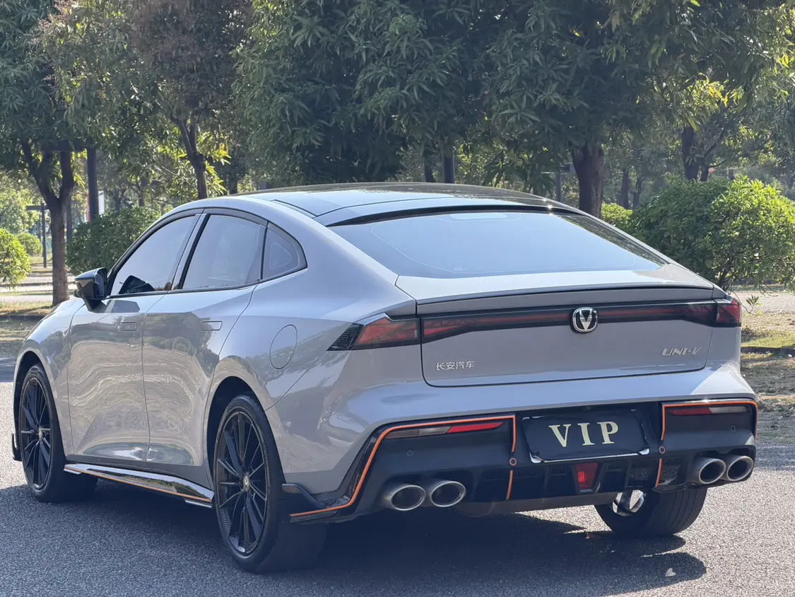 Changan UNI-V