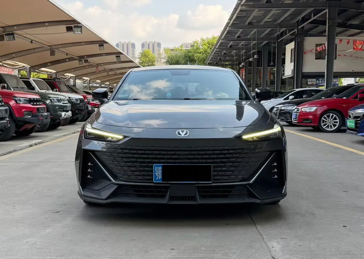 Changan UNI-V