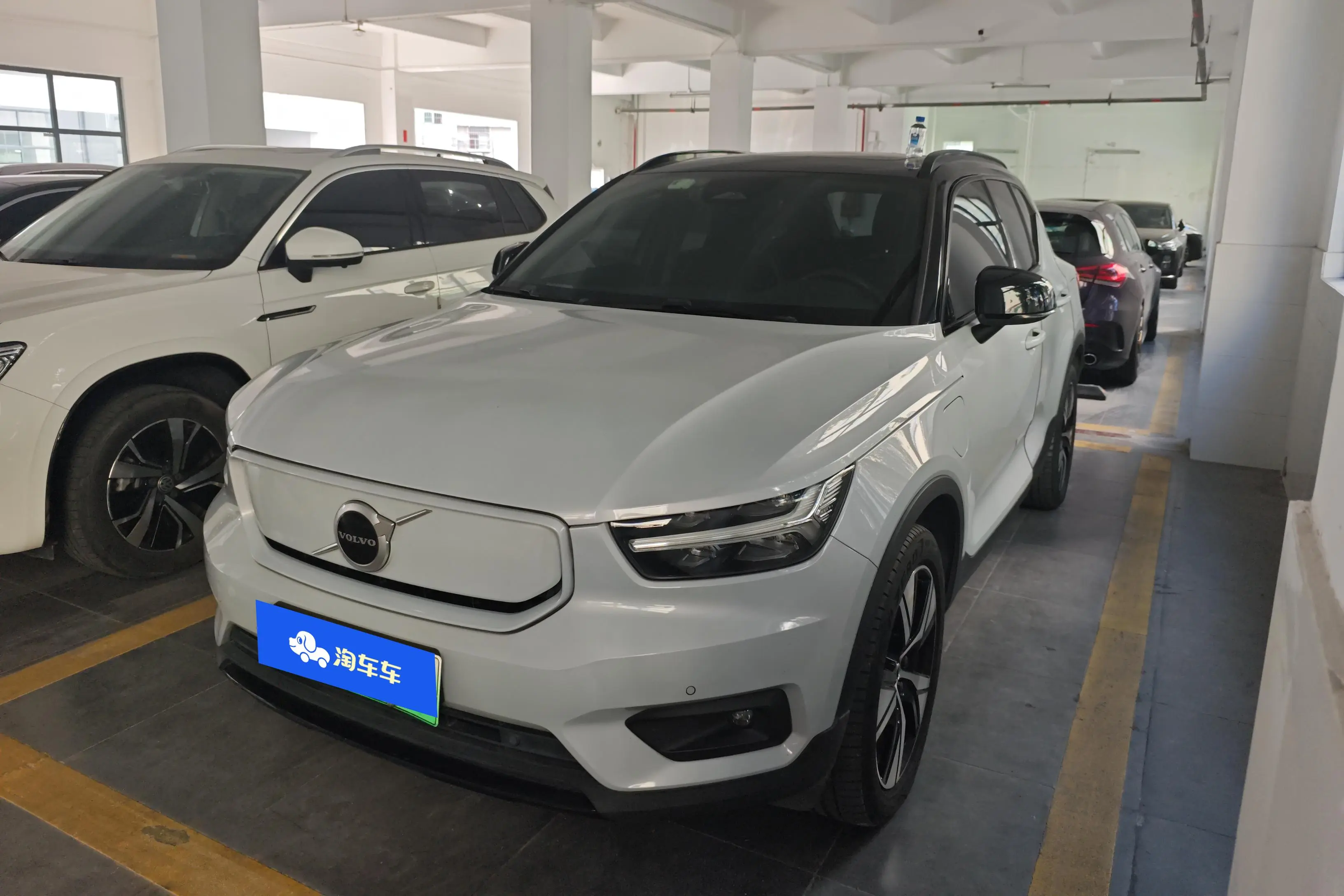Volvo XC40 EV