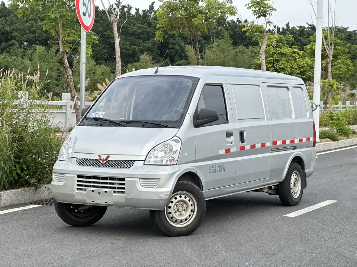 Wuling Rongguang EV