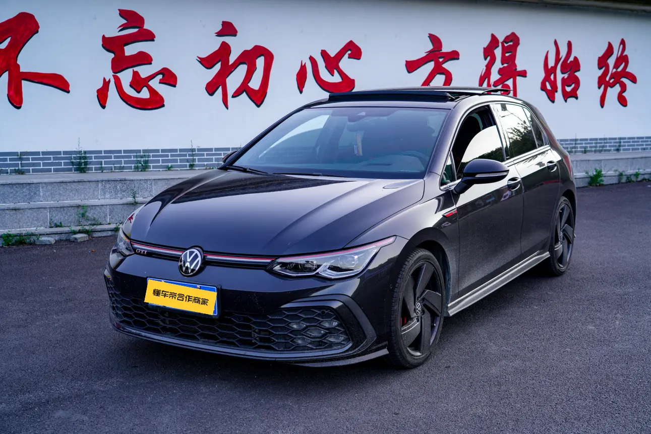 Volkswagen Golf GTI