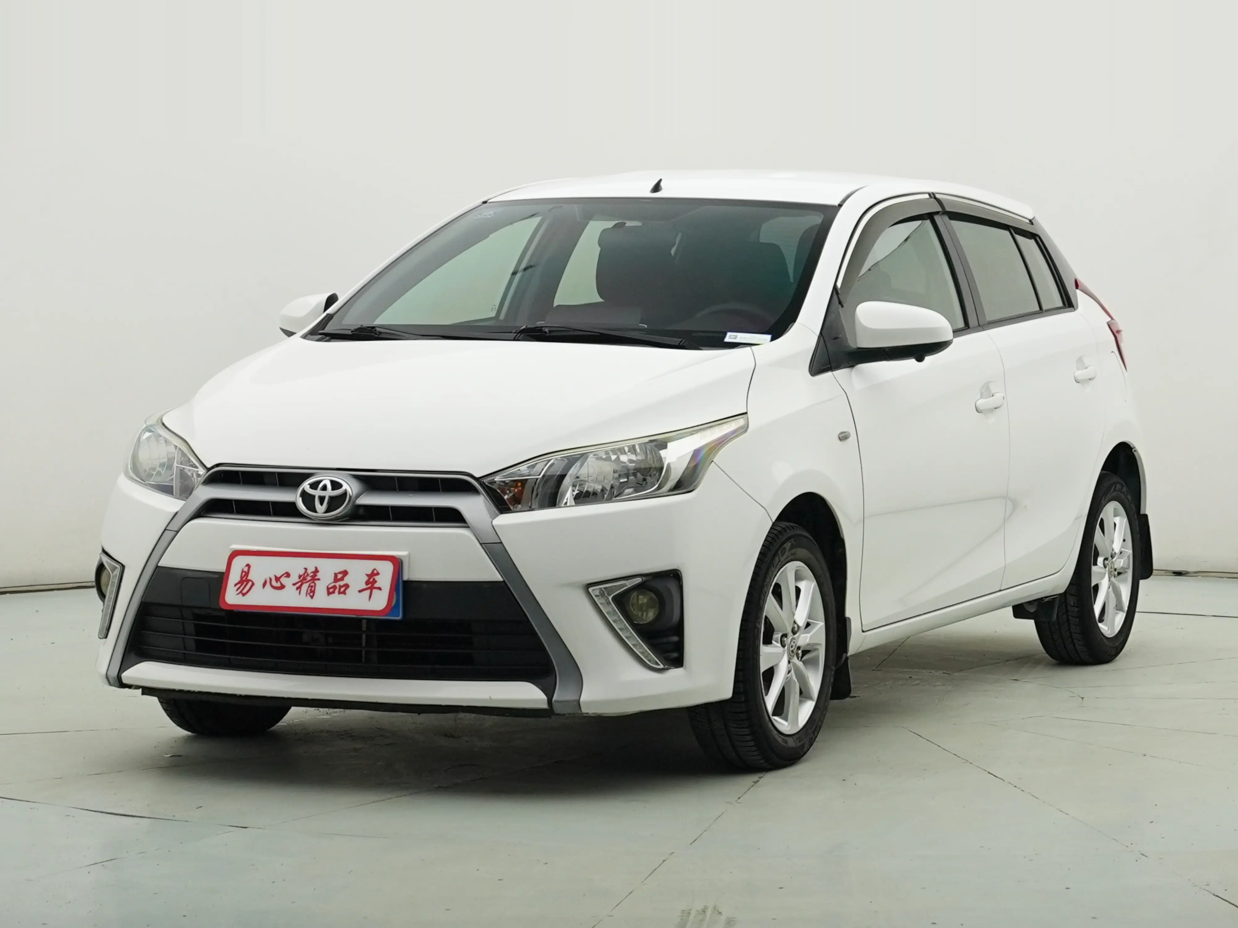 Toyota Yaris L