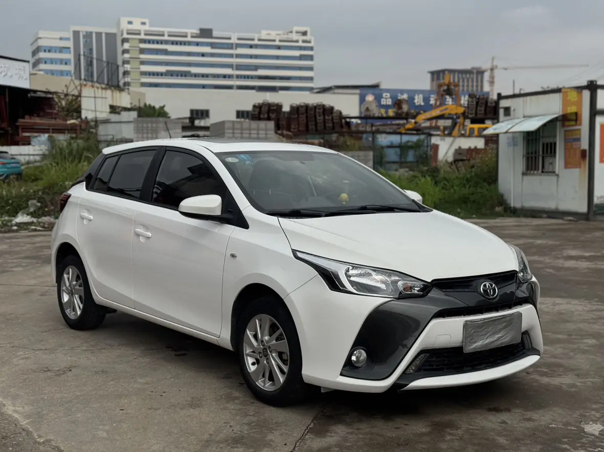Toyota Yaris L