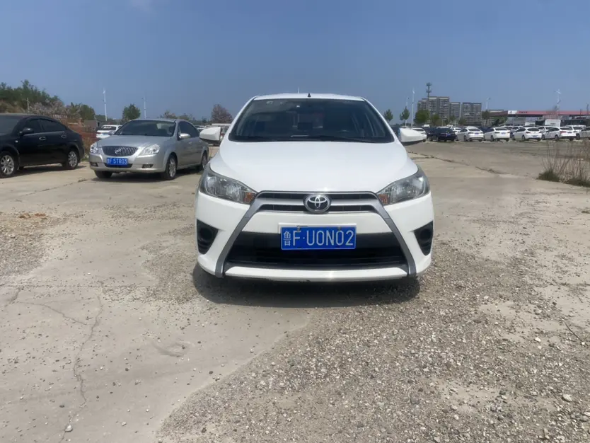 Toyota Yaris L