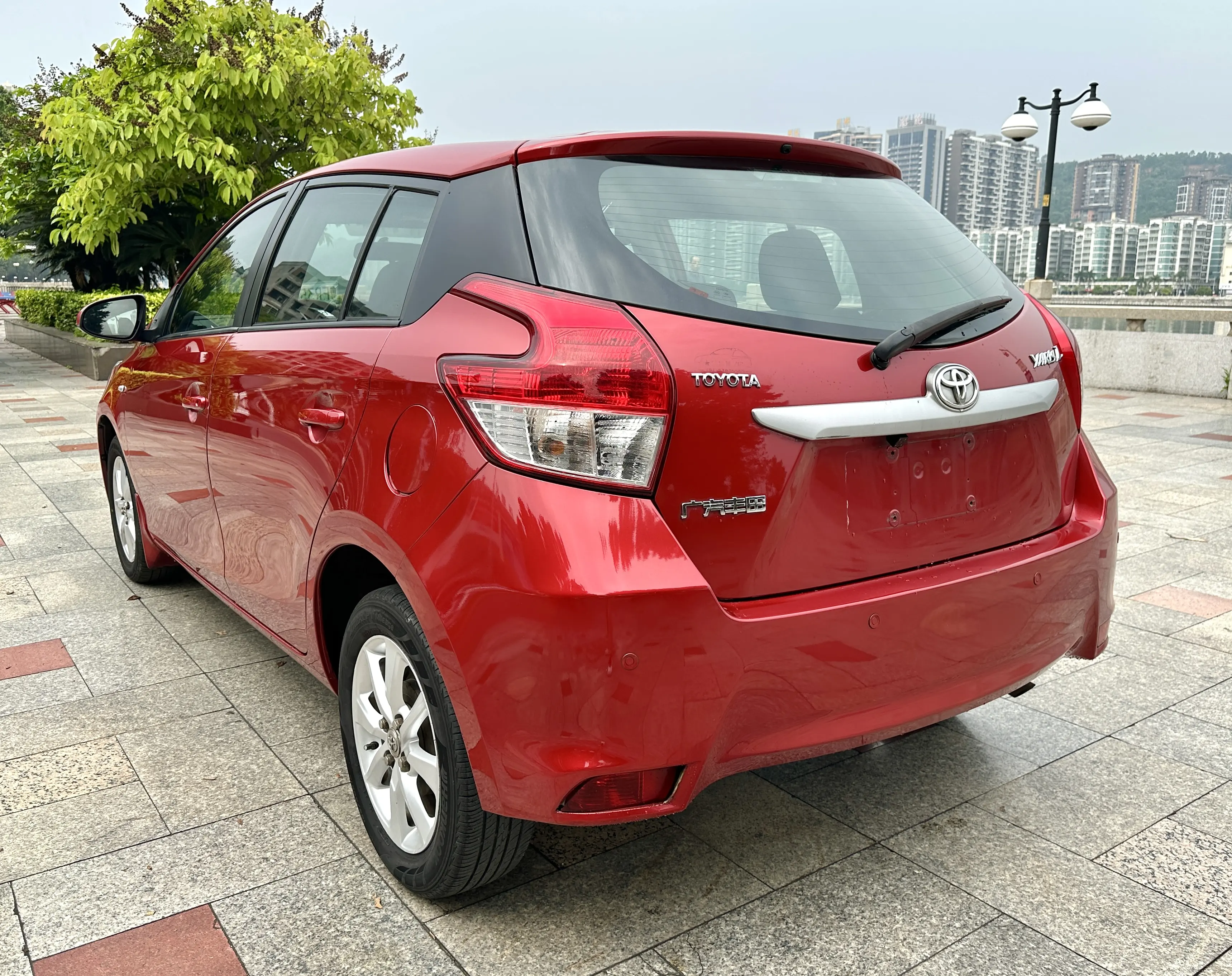 Toyota Yaris L