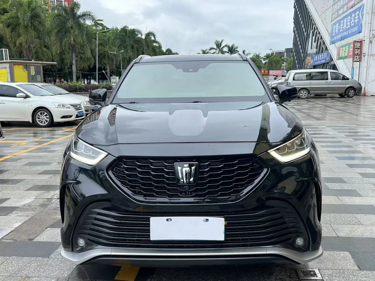 Toyota Crown Kluger