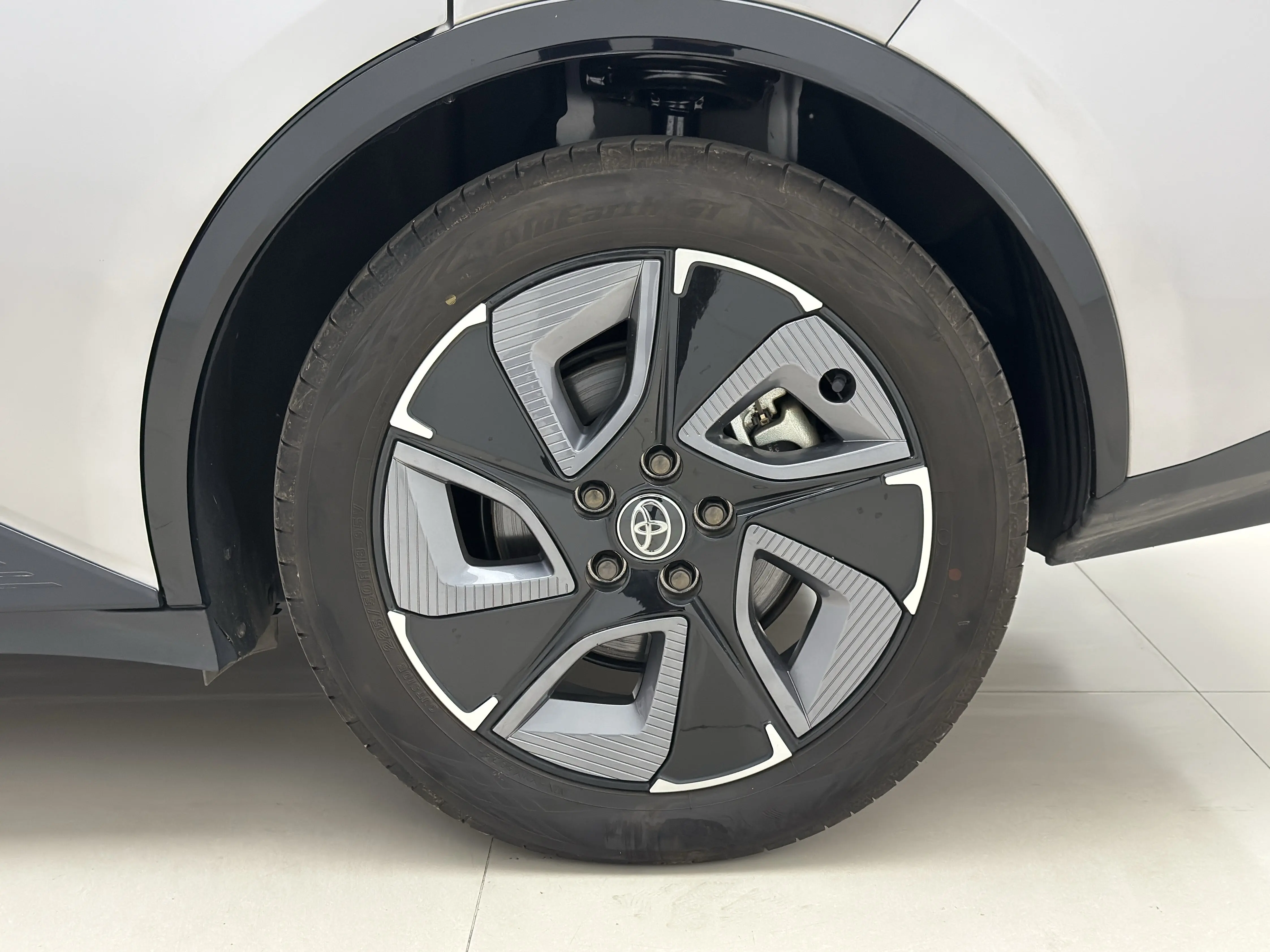 Toyota bZ