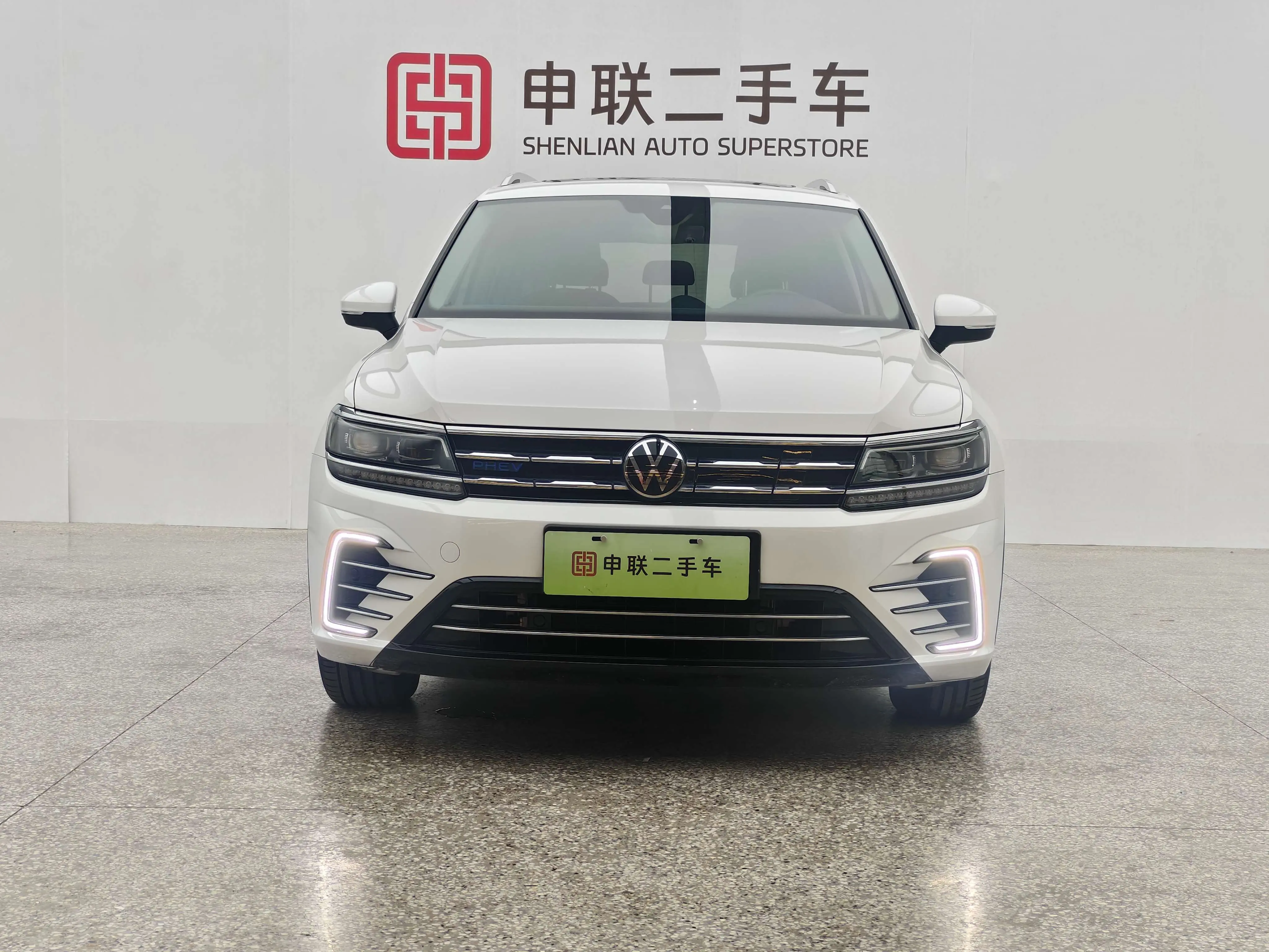 Volkswagen Tiguan L PHEV