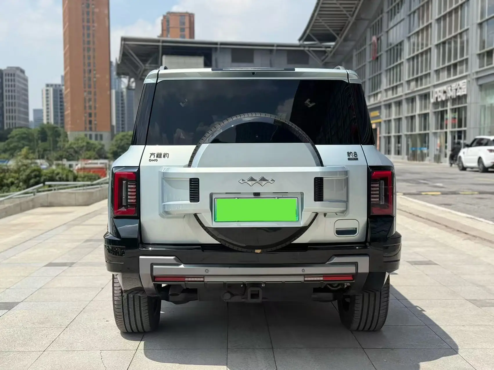 BYD Leopard Leopard 8