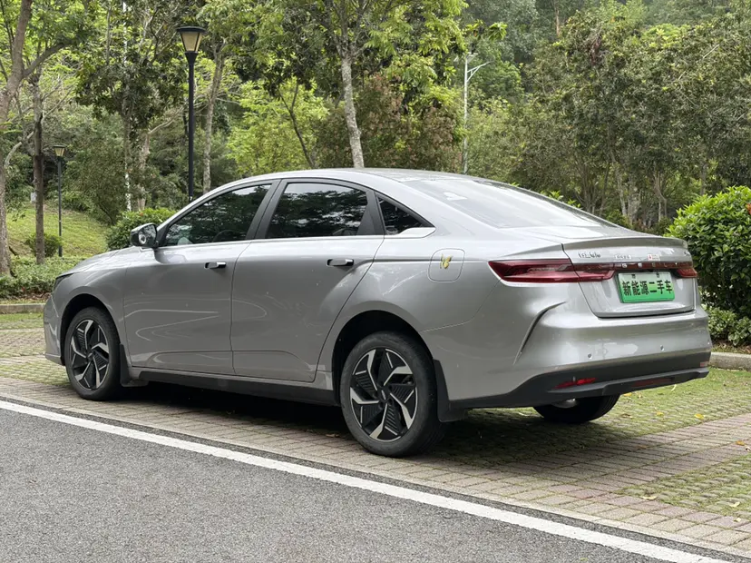 Geely Geometry G6