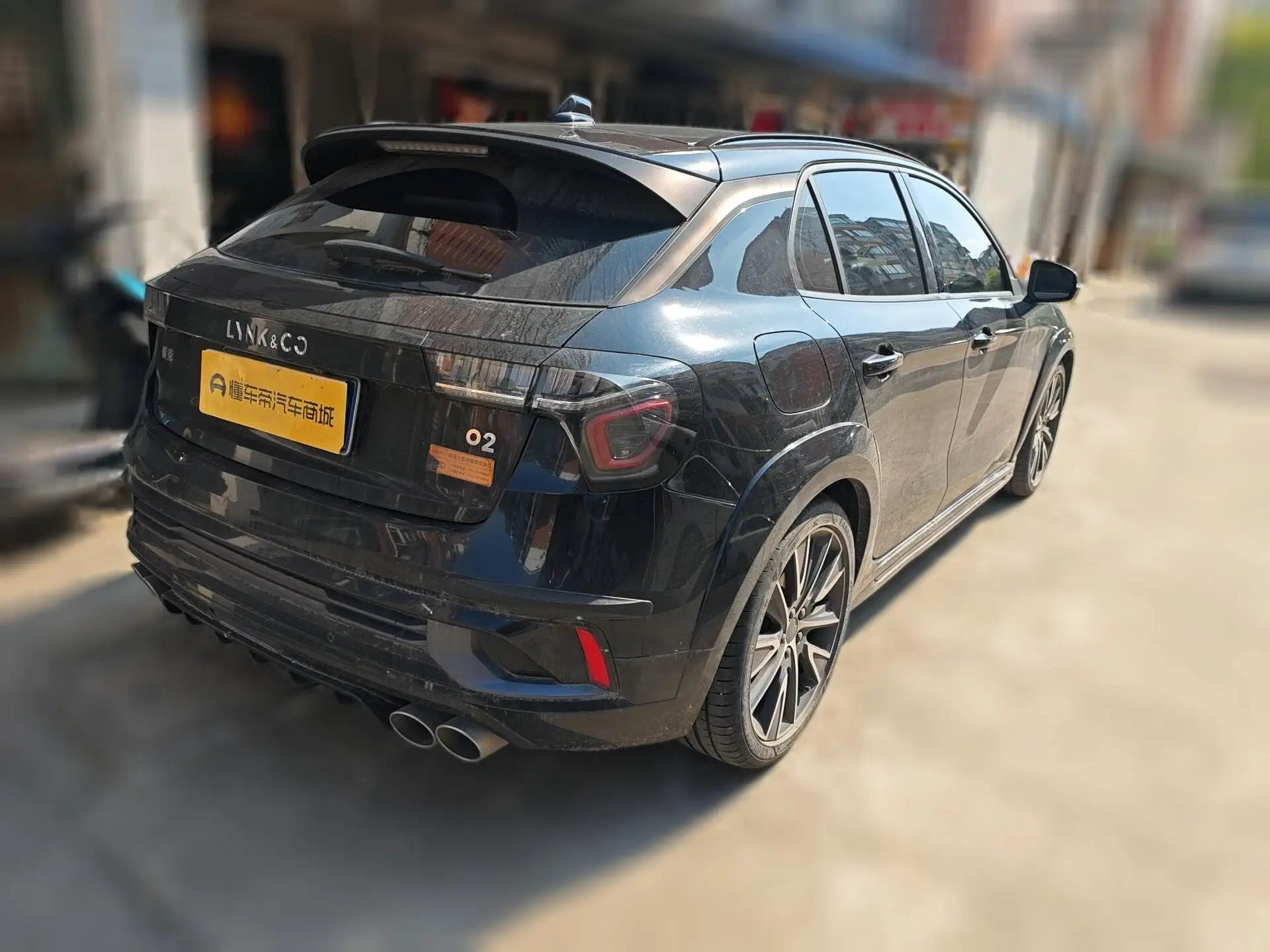 Lynk & Co 02 Hatchback