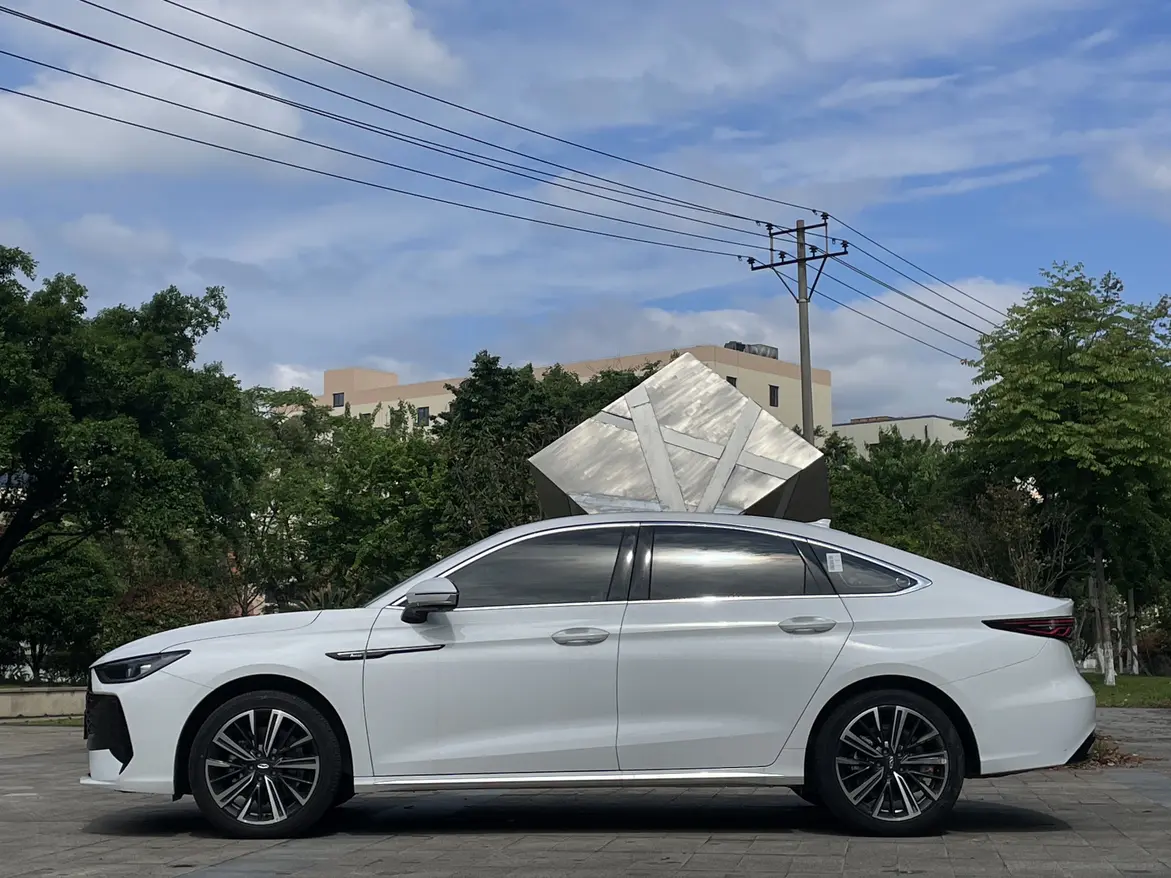 Chery Arrizo 8 PRO