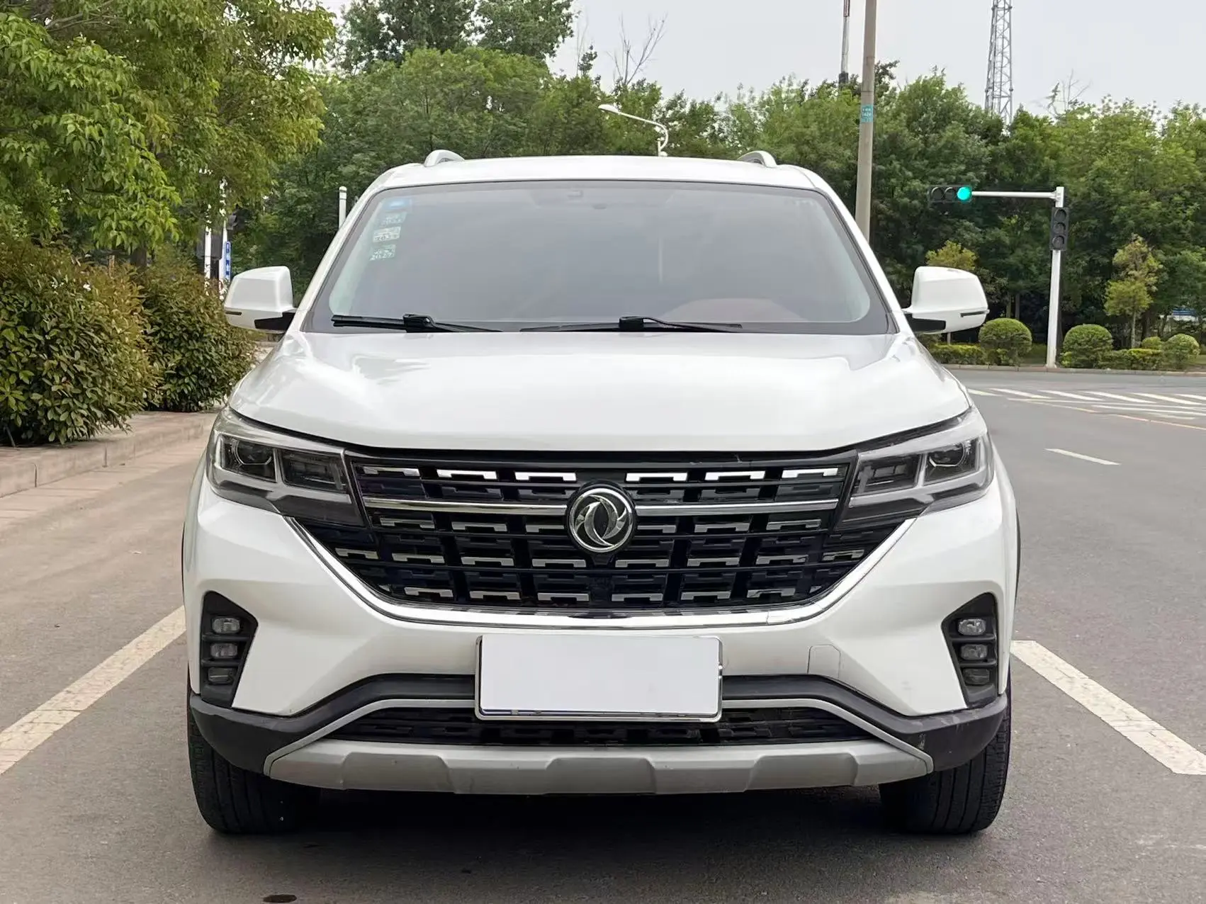 Forthing Fengxing T5L